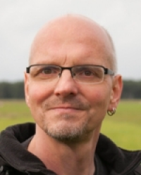 Dr. Holger Brix