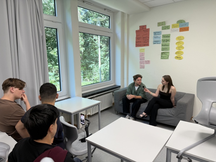 Stadtteilschule: Martin Ramacher und Schüler